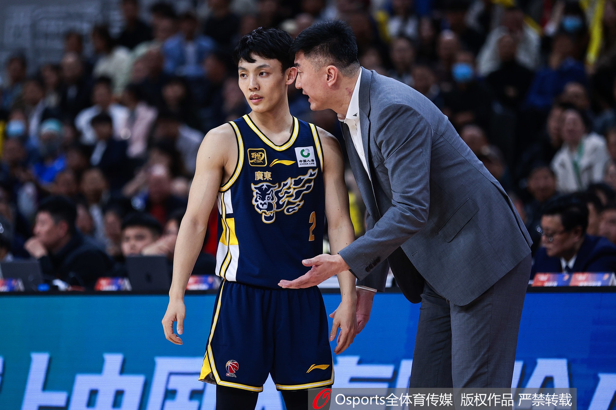 麥穗豐:廣廈鋒線強(qiáng)勢(shì)令人羨慕 在贏球前提下杜鋒試陣容無(wú)可厚非